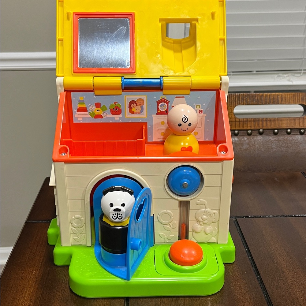 Fisher-Price Vintage 1984 Discovery Cottage Jumbo Chunky Little People - Picture 3 of 5
